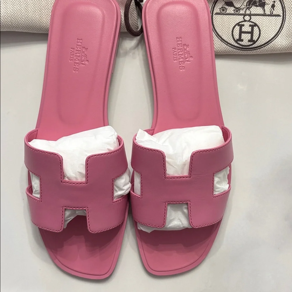 Brand new hermes rose bonbon oran sandal soft light pink Sakura - Picture 3 of 5
